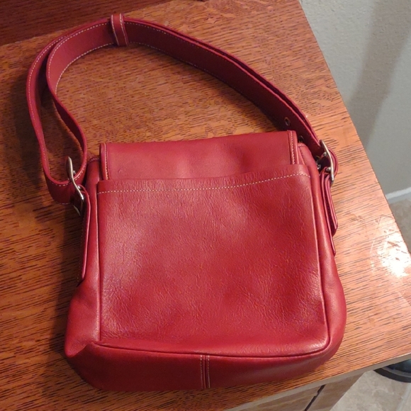 Vintage Coach Red Leather Messenger Bag - Picture 10 of 10
